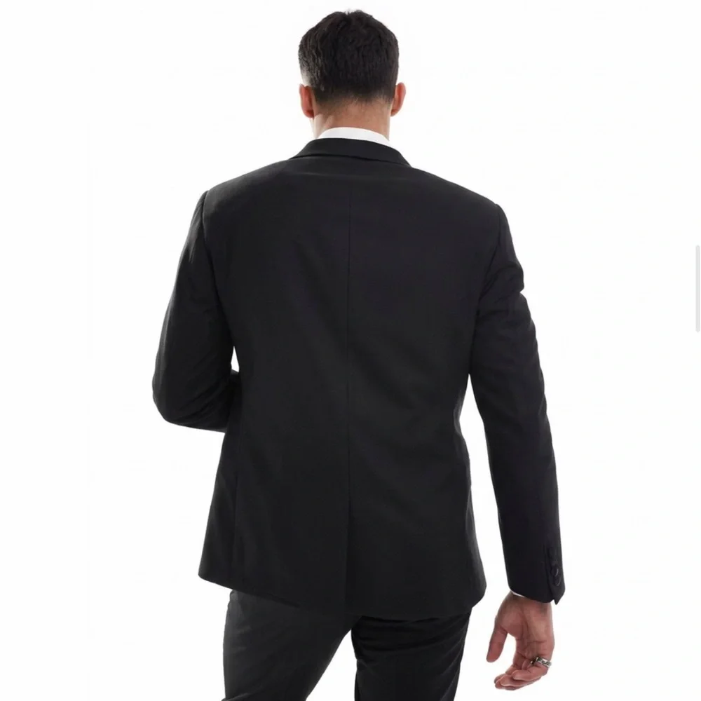 ASOS DESIGN • Classic Black Men's Tuxedo Blazer